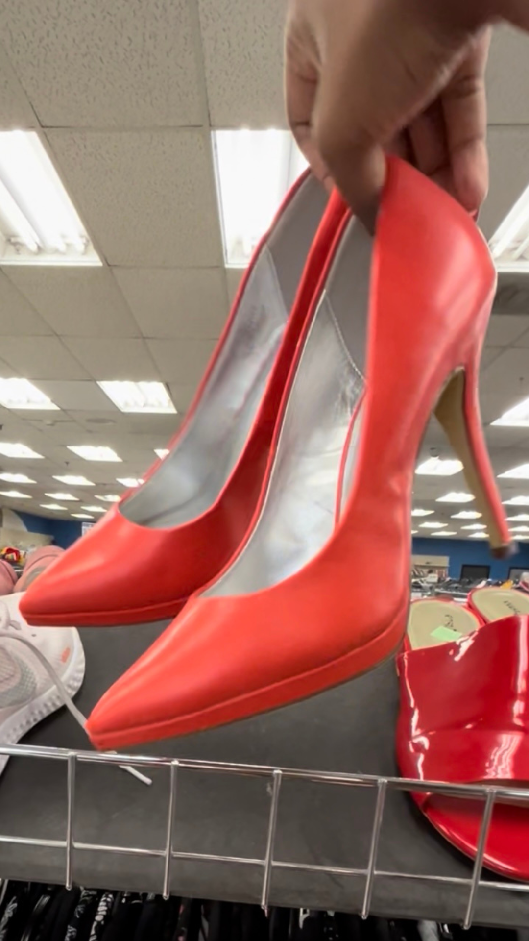 holiday outfit shopping at Goodwill (2)