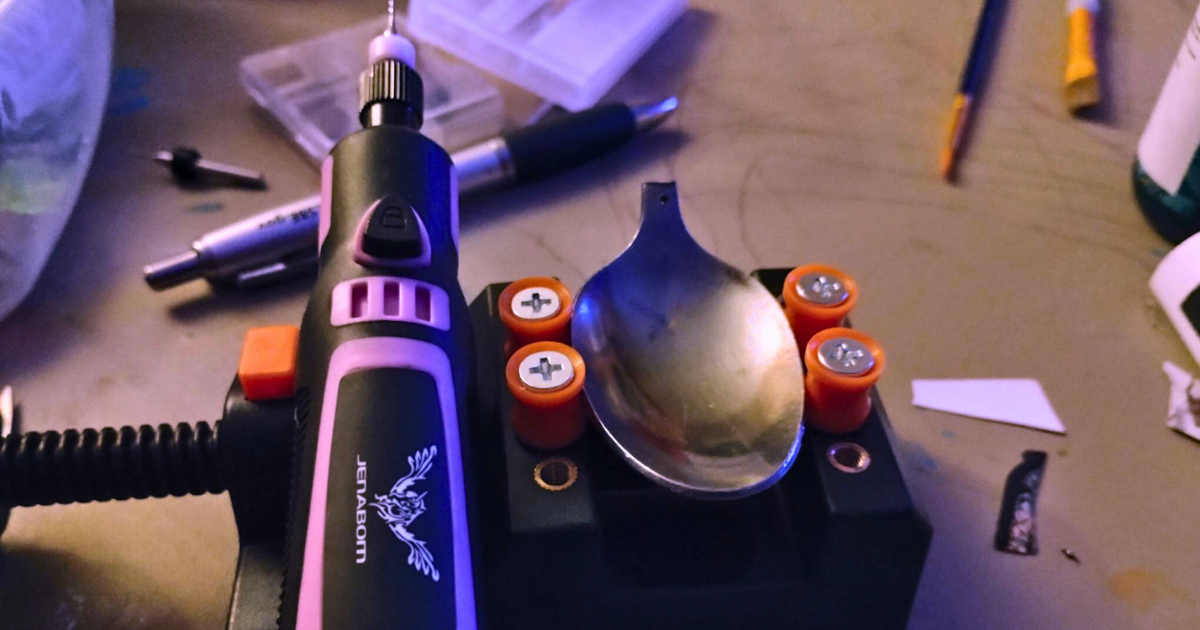 diy uv resin and spoons (4)